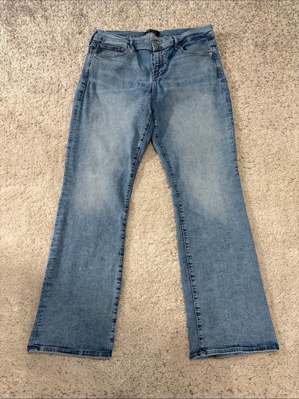 Gap Women’s Light Blue Universal Baby Boot Jeans Size 16/33R
